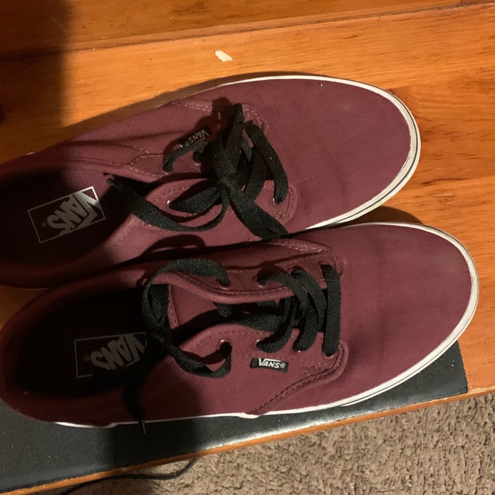 Vans - Picture 3 of 3